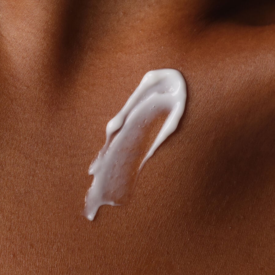 natural-moisturizing-factors-inulin-body-lotion-s7 ORD-Body-Care-Bundles-Brief-NMF-application-shot.jpg